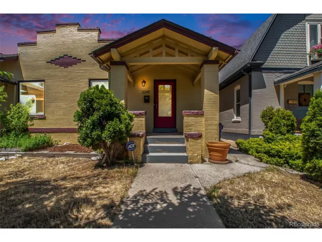 MLS: 3747200 Condo For Sale