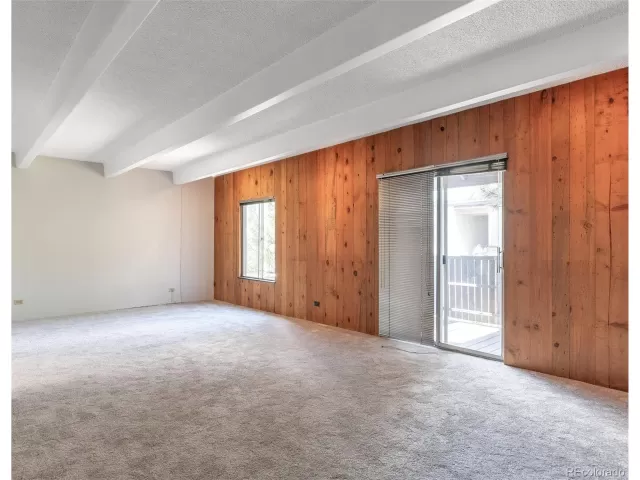 MLS: 3747826 Condo For Sale