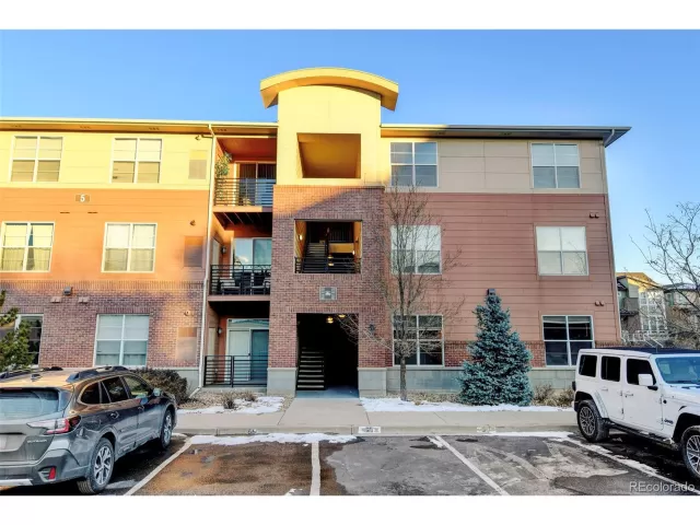 MLS: 3749603 Condo For Sale