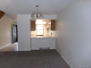 Photo #6: 3749695 Listing