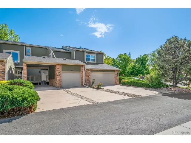 MLS: 3750869 Condo For Sale