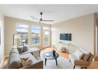 Photo #3: 3752169 Listing