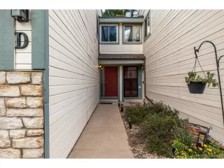 Photo #2: 3753983 Listing