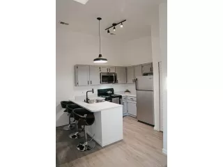 Photo #3: 3755559 Listing 