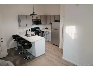 Photo #4: 3755559 Listing 