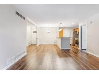 Photo #6: 3756544 Listing