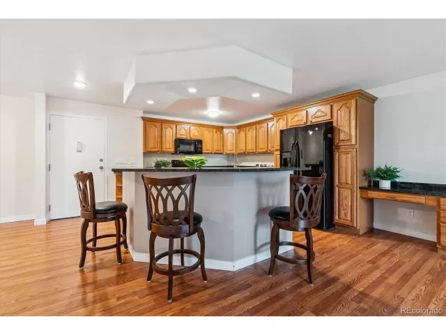 MLS: 3757249 Condo For Sale