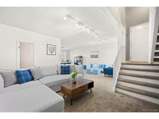 Photo #3: 3757759 Listing