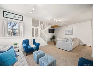 Photo #5: 3757759 Listing