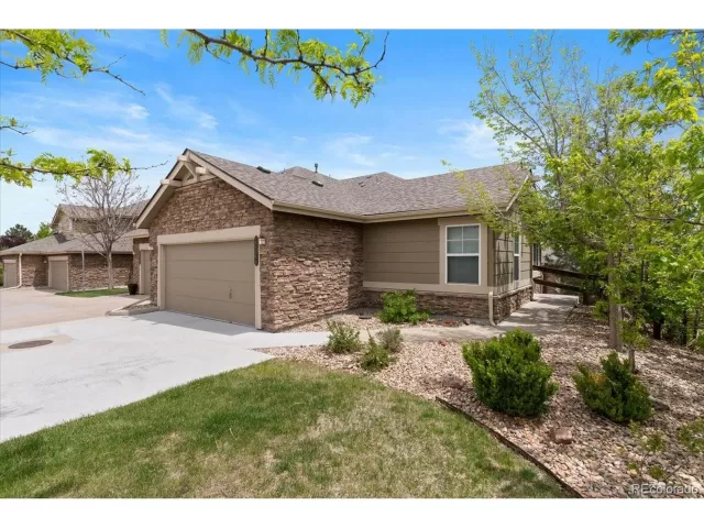 MLS: 3758028 Condo For Sale