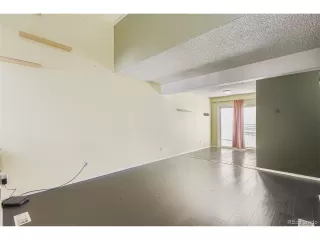 Photo #5: 3760721 Listing 