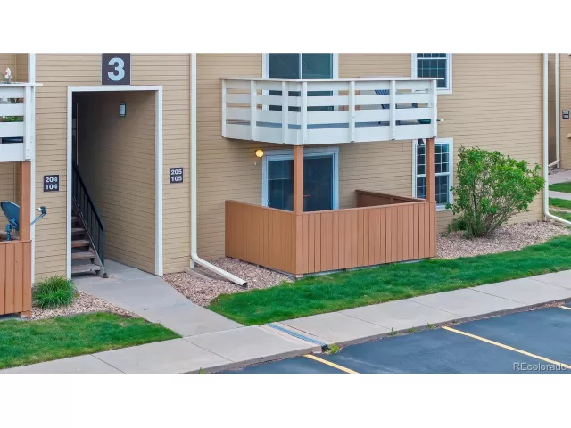 MLS: 3762319 Condo For Sale