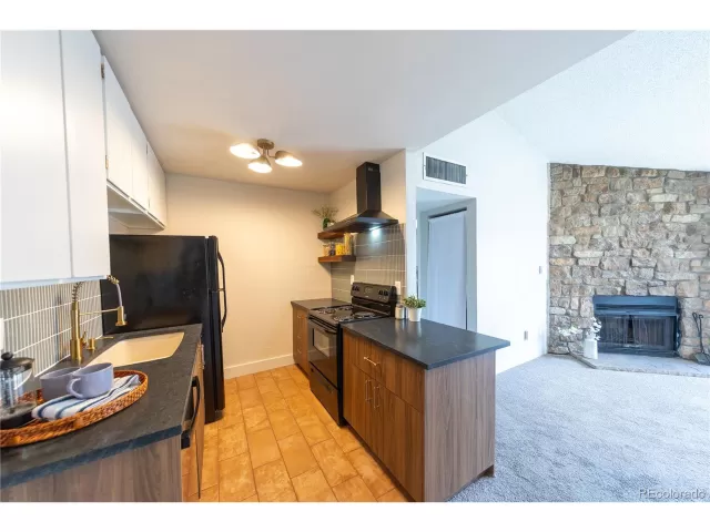 MLS: 3777695 Condo For Sale