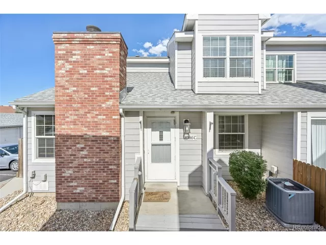 MLS: 3778370 Condo For Sale