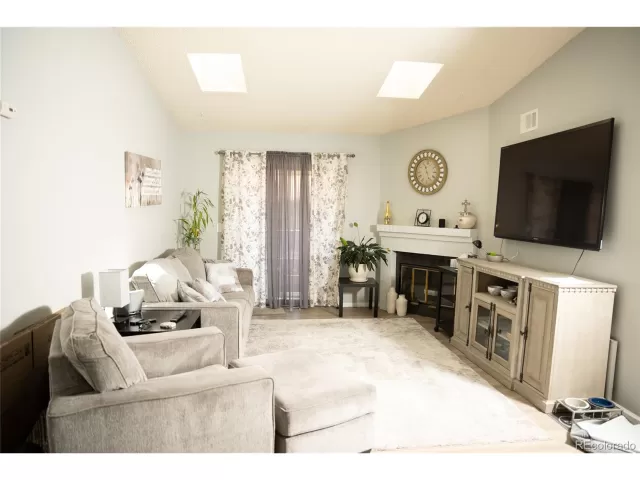 MLS: 3782646 Condo For Sale