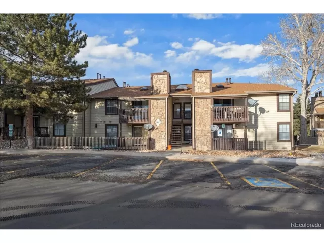 MLS: 3782729 Condo For Sale