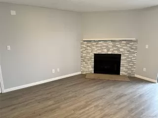 Photo #3: 3782839 Listing