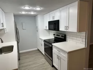 Photo #4: 3782839 Listing