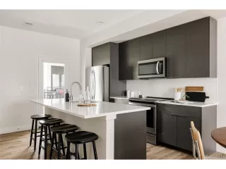 Photo #3: 3786471 Listing