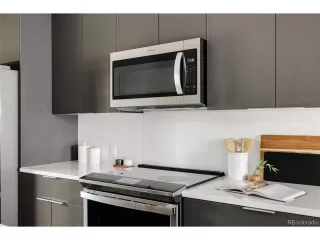 Photo #5: 3786471 Listing