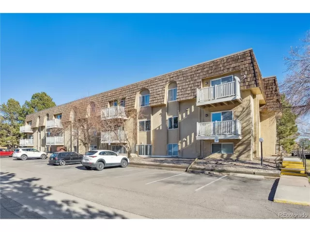 MLS: 3786877 Condo For Sale