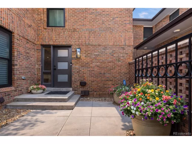 MLS: 3788584 Condo For Sale