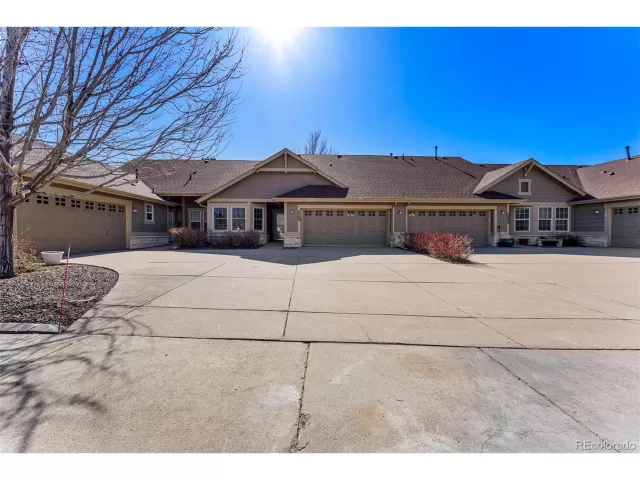 MLS: 3789696 Condo For Sale