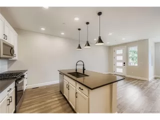 Photo #4: 3790931 Listing 