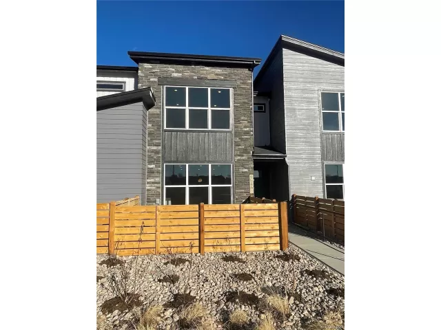 MLS: 3791695 Condo For Sale