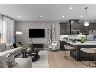 Photo #2: 3793153 Listing