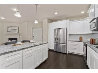 Photo #4: 3804479 Listing