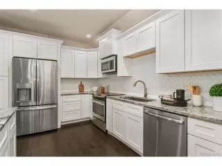 Photo #5: 3804479 Listing