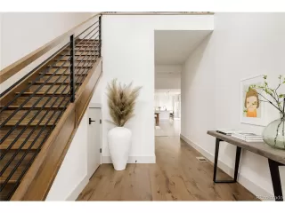 Photo #4: 3804517 Listing