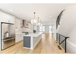 Photo #4: 3805919 Listing