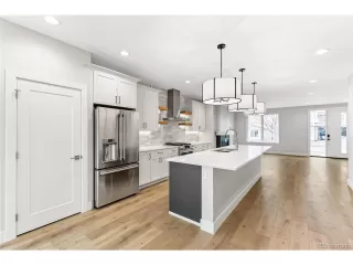 Photo #6: 3805919 Listing