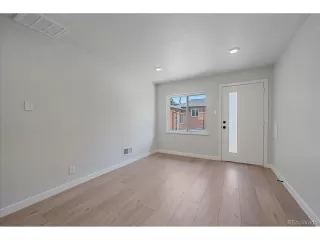 Photo #3: 3806725 Listing