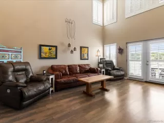 Photo #4: 3807310 Listing