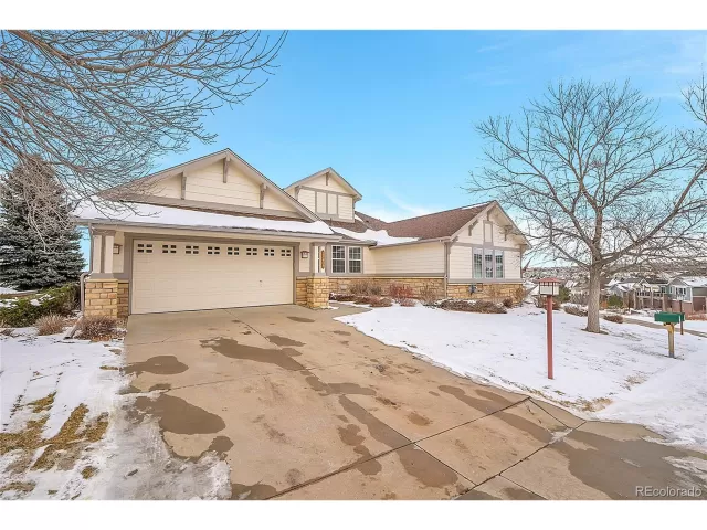 MLS: 3809212 Condo For Sale