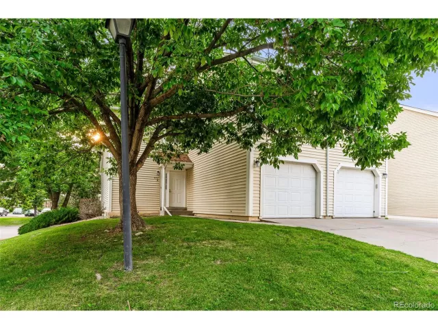 MLS: 3809641 Condo For Sale