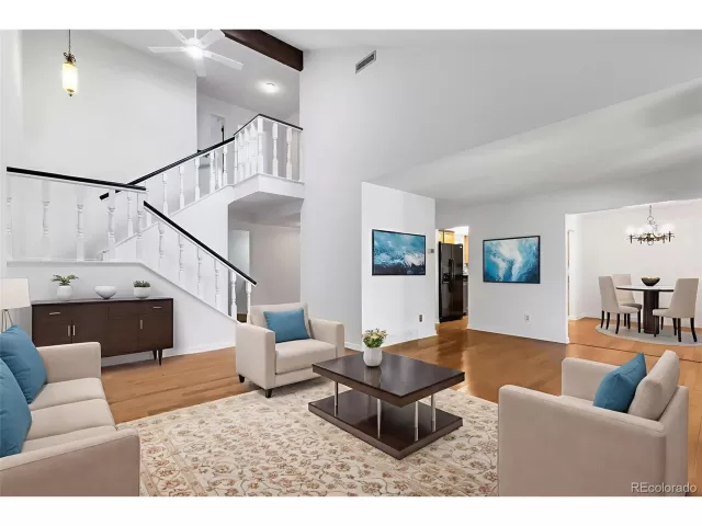 MLS: 3810067 Condo For Sale
