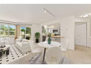 Photo #5: 3810107 Listing