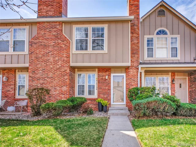 MLS: 3810518 Condo For Sale