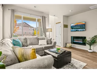 Photo #3: 3812735 Listing