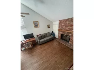 Photo #3: 3813528 Listing