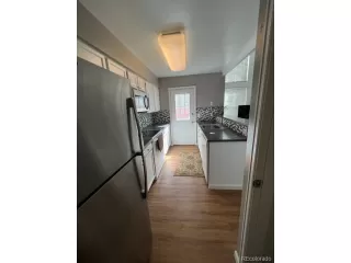 Photo #5: 3813528 Listing