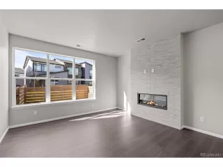 Photo #5: 3814582 Listing