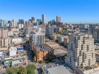 Photo #3: 3817787 Listing