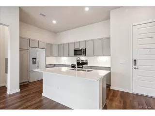Photo #3: 3818436 Listing