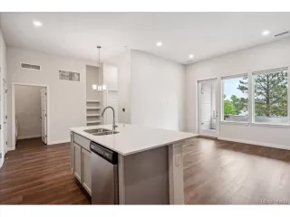 Photo #5: 3818436 Listing