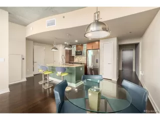 Photo #3: 3824086 Listing